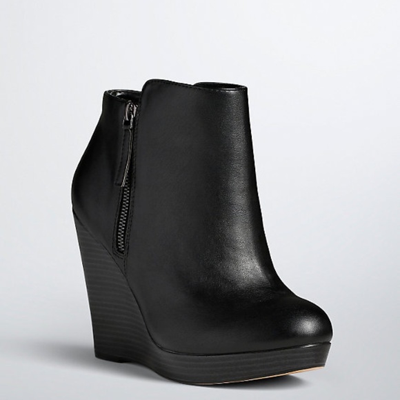 torrid Shoes - torrid black 11 wide wedge booties